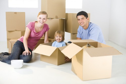 Customer opening a storage agreement for Castelnau Storage