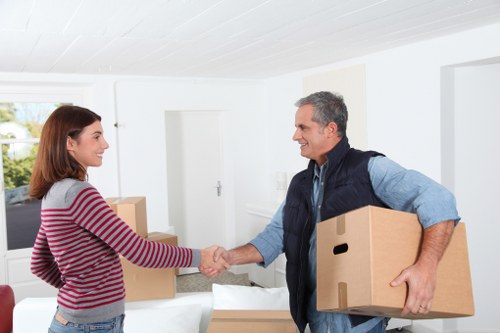 Transparent Castelnau Storage rates for homes and commercial jobs