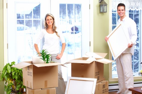 Secure lockable office storage units in Castelnau