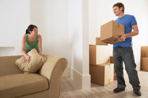 Home packing essentials for a smooth move in Castelnau
